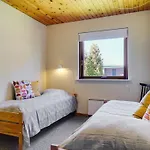 Alvia - 200m From The Sea By Interhome
