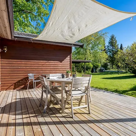 Alvia - 200m From The Sea By Interhome Semesterbostad *
