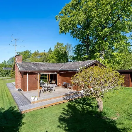 Semesterbostad Alvia - 200m From The Sea By Interhome
