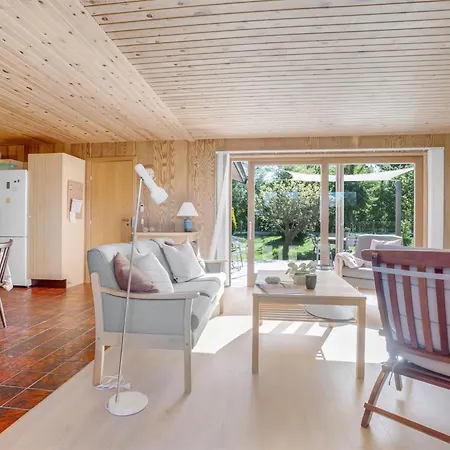 Alvia - 200m From The Sea By Interhome *
